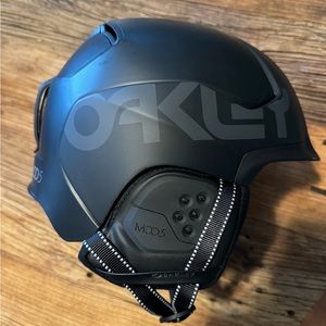 Oakley Mod 5 Helmet Large (2021)
